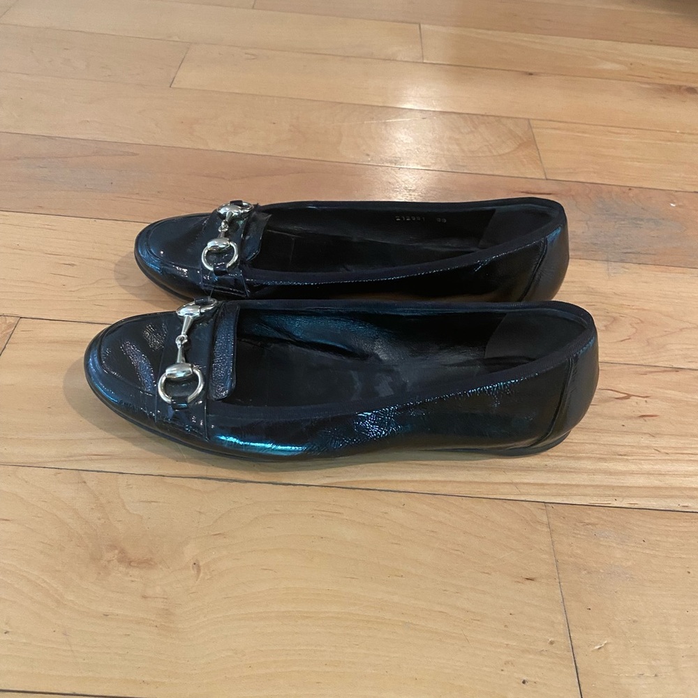 Gucci flats